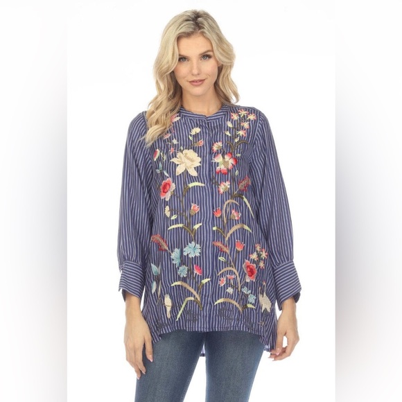 Johnny Was Workshop Geniveve Voyager 100% Silk Embroidered Tunic Top Small - Picture 1 of 8